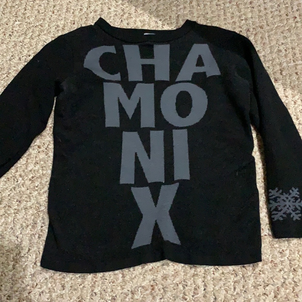 Chamonix Black sweater